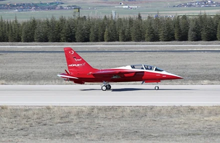  HÜRJET 2025'te Geliyor! Akrobasi Timindeki Uçakların Yerini HÜRJET Alacak